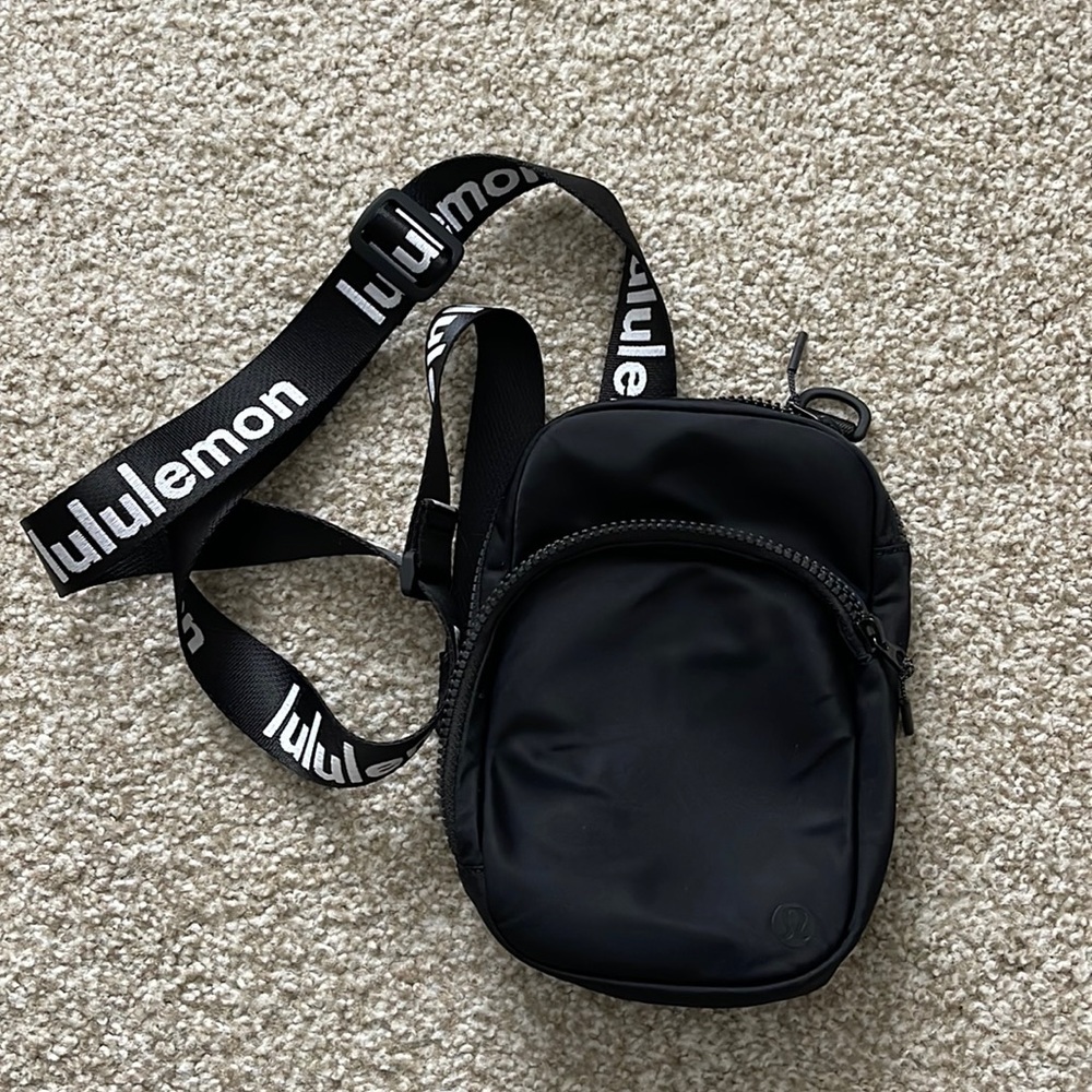 Lululemon cross body bag